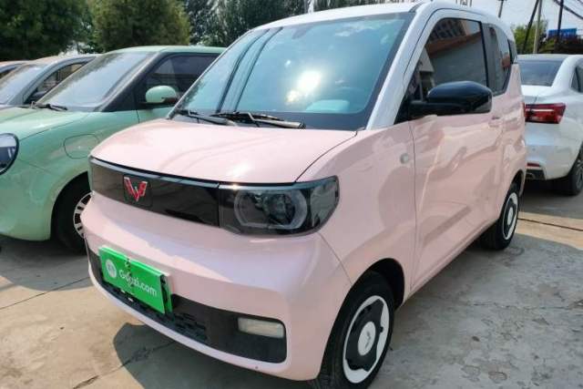 Ojetý Wuling Hongguang MINIEV 2021 Macaron Fashion Model Lithium Iron Phosphate