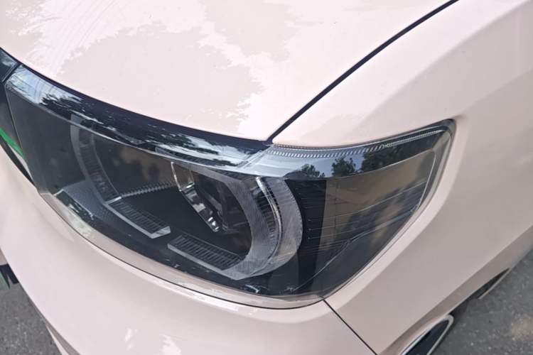 Used Wuling Hongguang MINIEV 2021 Macaron Premium Model – Lithium Iron Phosphate Left Front Headlight