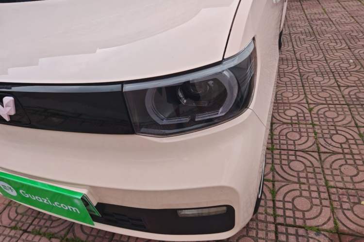 Used Wuling Hongguang MINIEV 2021 Macaron Premium Model – Lithium Iron Phosphate Left Front Headlight