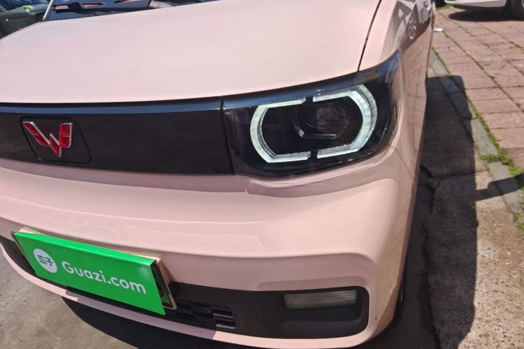 Used Wuling Hongguang MINIEV 2021 Macaron Premium Model – Lithium Iron Phosphate Left Front Headlight