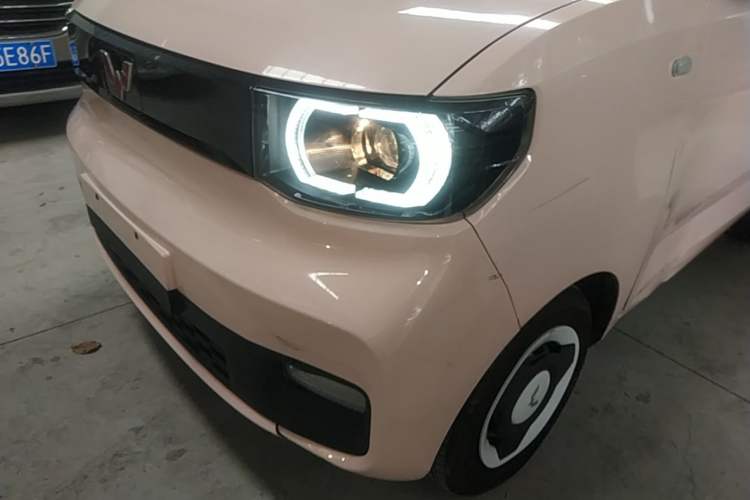Used Wuling Hongguang MINIEV 2021 Macaron Premium Model – Lithium Iron Phosphate Left Front Headlight