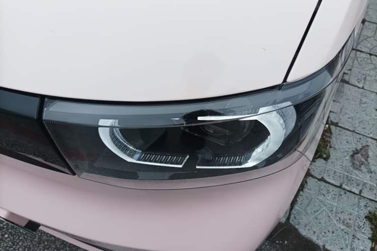 Used Wuling Hongguang MINIEV 2021 Macaron Premium Model – Lithium Iron Phosphate Left Front Headlight
