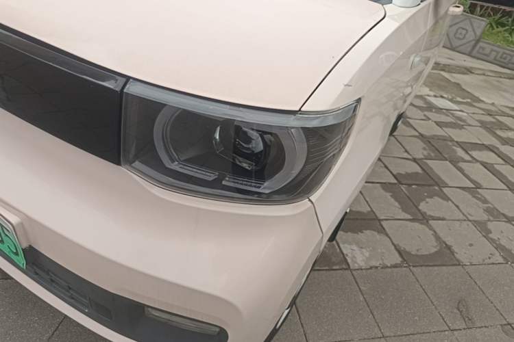 Used Wuling Hongguang MINIEV 2021 Macaron Premium Model – Lithium-NMC Left Front Headlight