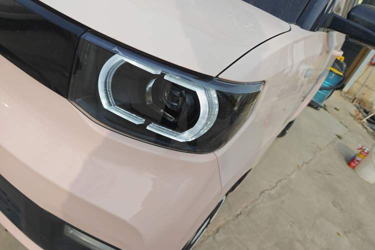 Used Wuling Hongguang MINIEV 2021 Macaron Premium Model – Lithium Iron Phosphate Left Front Headlight