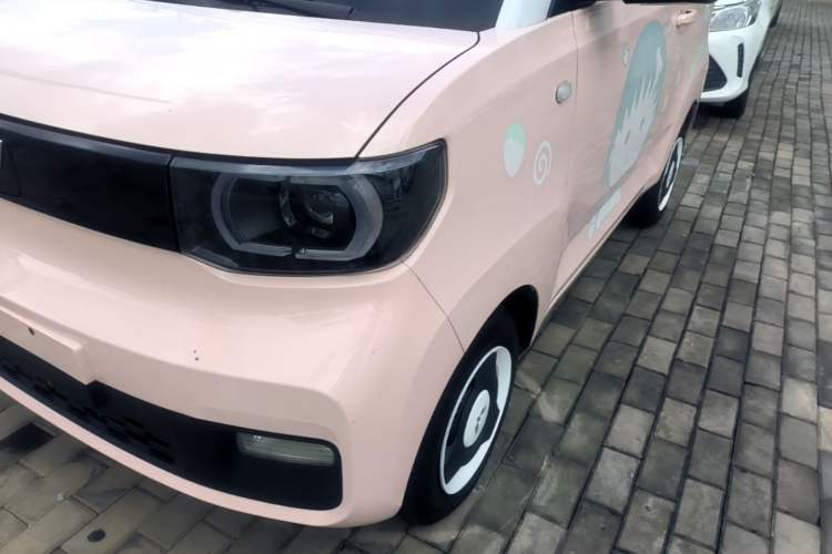 Used Wuling Hongguang MINIEV 2021 Macaron Sandwich Model 170 km Lithium Iron Phosphate Left Front Headlight
