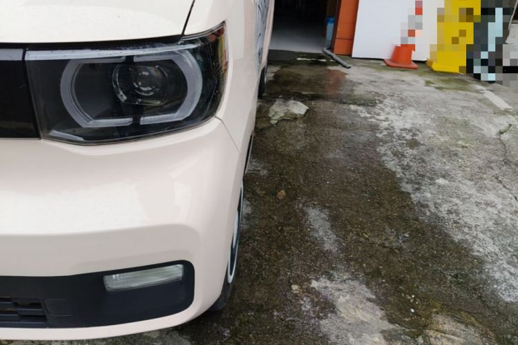 Used Wuling Hongguang MINIEV 2021 Macaron Premium Model – Lithium-NMC Left Front Headlight