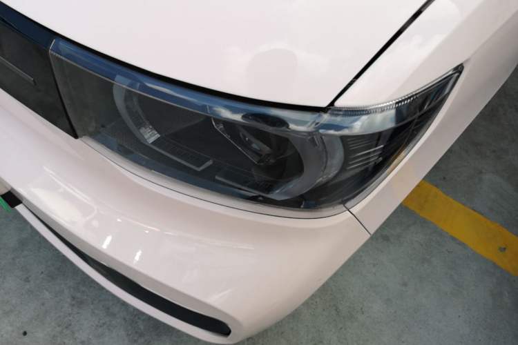 Used Wuling Hongguang MINIEV 2021 Macaron Premium Model – Lithium-NMC Left Front Headlight