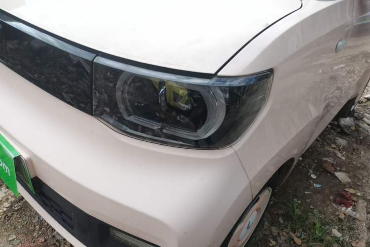 Used Wuling Hongguang MINIEV 2021 Macaron Premium Model – Lithium Iron Phosphate Left Front Headlight