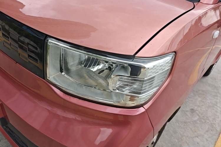 Used Wuling Hongguang MINIEV 2021 Macaron Fashion Edition Lithium-Ion Battery Left Front Headlight
