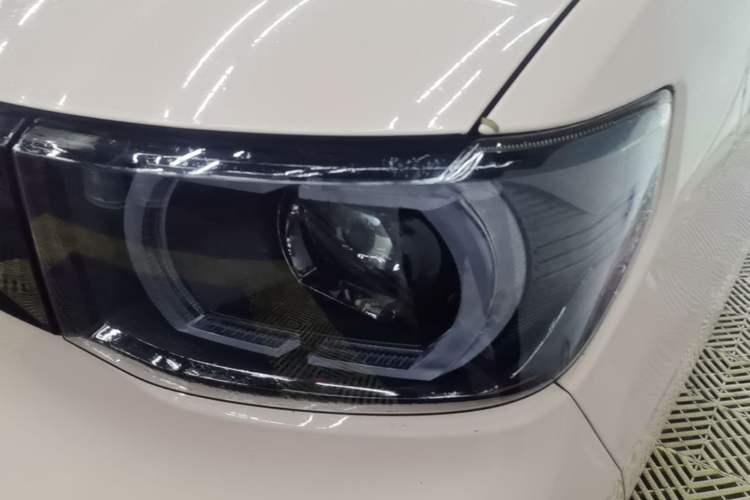 Used Wuling Hongguang MINIEV 2021 Macaron Premium Model – Lithium Iron Phosphate Left Front Headlight