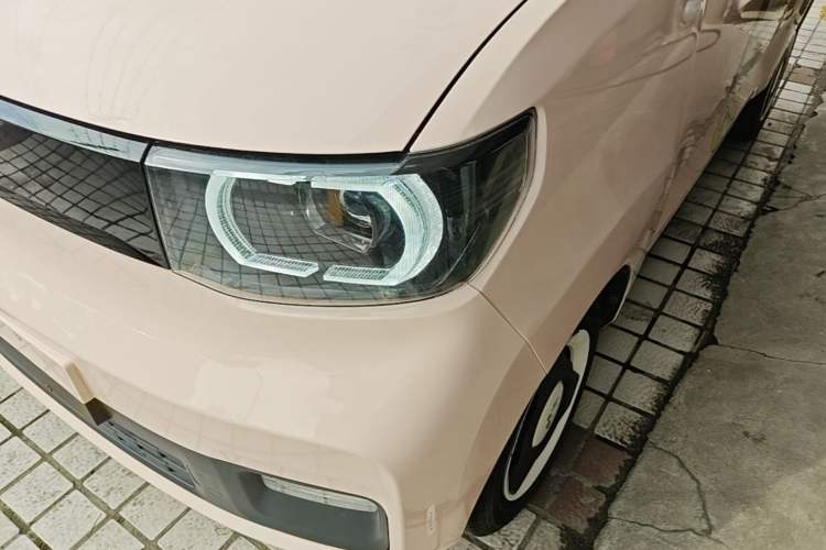 Used Wuling Hongguang MINIEV 2021 Macaron Premium Model – Lithium Iron Phosphate Left Front Headlight