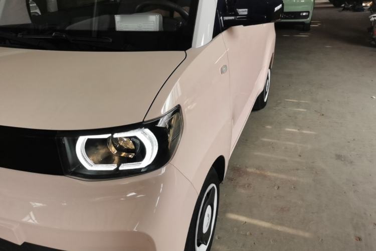 Used Wuling Hongguang MINIEV 2021 Macaron Premium Model – Lithium Iron Phosphate Left Front Headlight