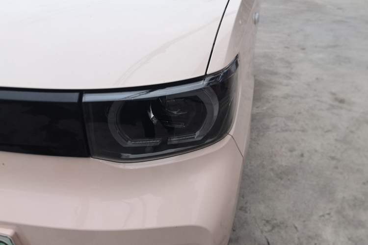 Used Wuling Hongguang MINIEV 2021 Macaron Fashion Model Lithium Iron Phosphate Left Front Headlight