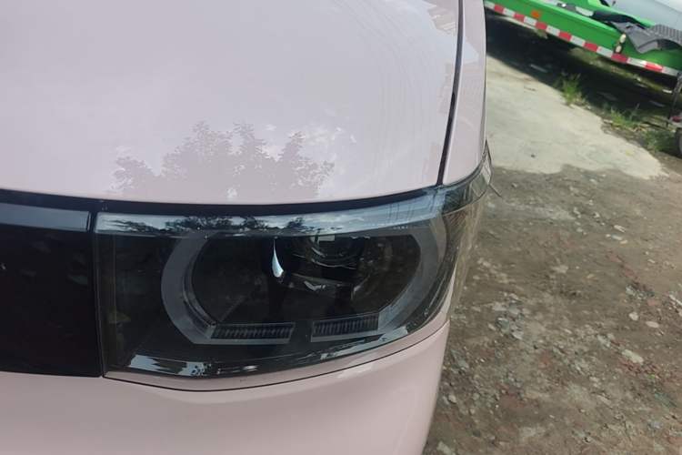 Used Wuling Hongguang MINIEV 2021 Macaron Fashion Edition Lithium-Ion Battery Left Front Headlight
