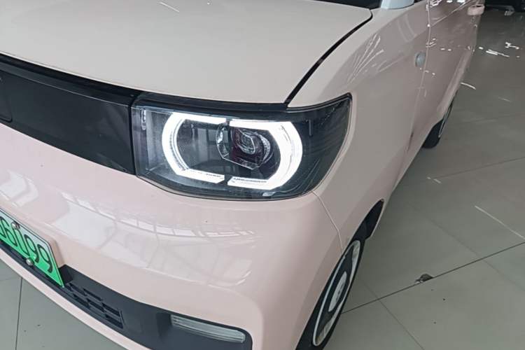 Used Wuling Hongguang MINIEV 2021 Macaron Premium Model – Lithium-NMC Left Front Headlight