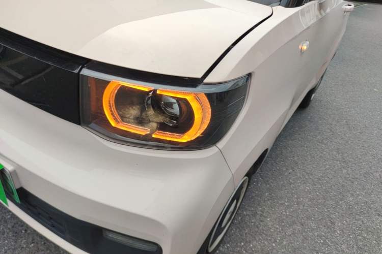 Used Wuling Hongguang MINIEV 2021 Macaron Premium Model – Lithium-NMC Left Front Headlight