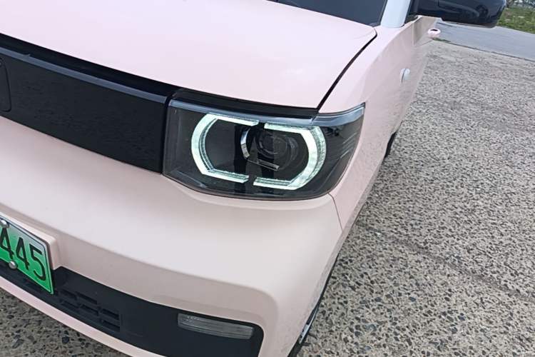 Used Wuling Hongguang MINIEV 2021 Macaron Fashion Model Lithium Iron Phosphate Left Front Headlight