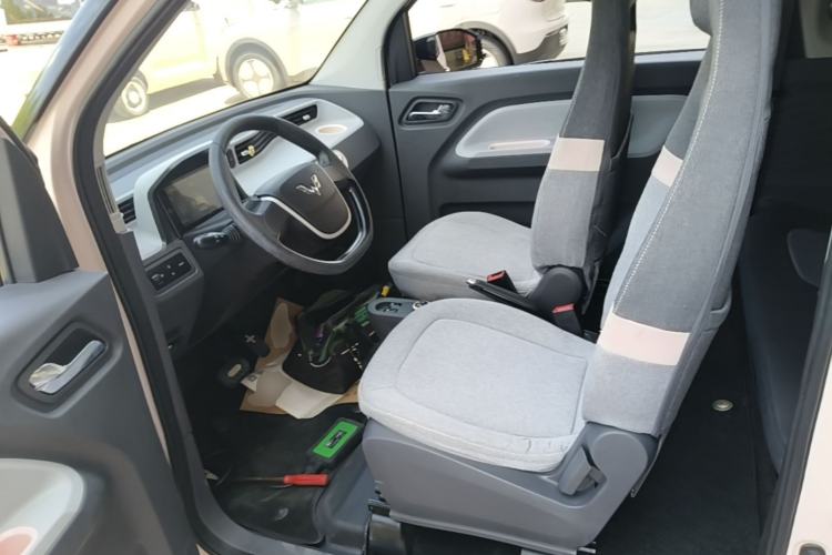 Used Wuling Hongguang MINIEV 2021 Macaron Fashion Model Lithium Iron Phosphate Left Front Seat