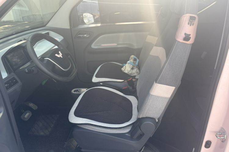 Used Wuling Hongguang MINIEV 2021 Macaron Fashion Model Lithium Iron Phosphate Left Front Seat