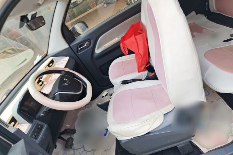 Used Wuling Hongguang MINIEV 2021 Macaron Fashion Edition Lithium-Ion Battery Left Front Seat