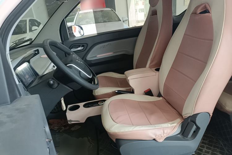 Used Wuling Hongguang MINIEV 2021 Macaron Premium Model – Lithium Iron Phosphate Left Front Seat