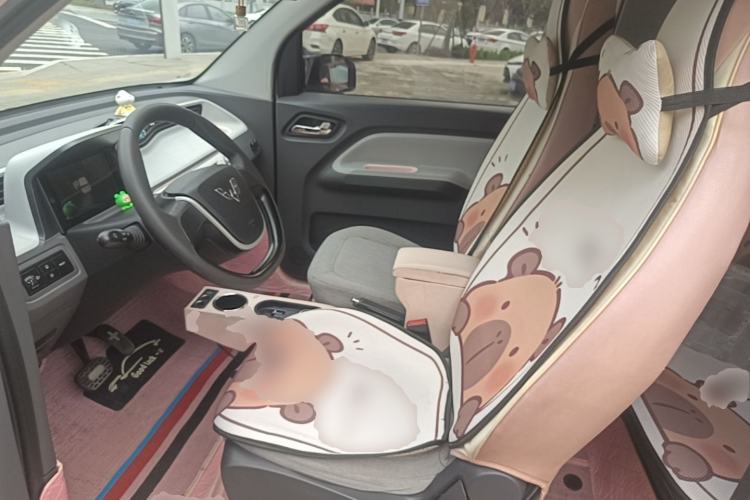Used Wuling Hongguang MINIEV 2021 Macaron Premium Model – Lithium-NMC Left Front Seat