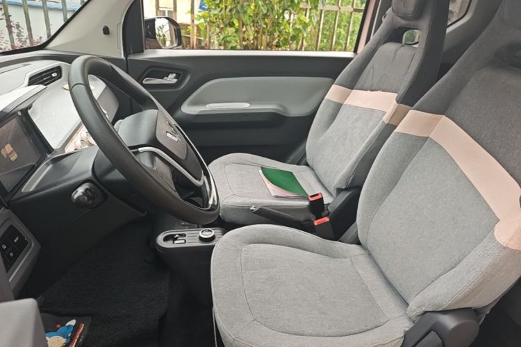 Used Wuling Hongguang MINIEV 2021 Macaron Fashion Edition Lithium-Ion Battery Left Front Seat