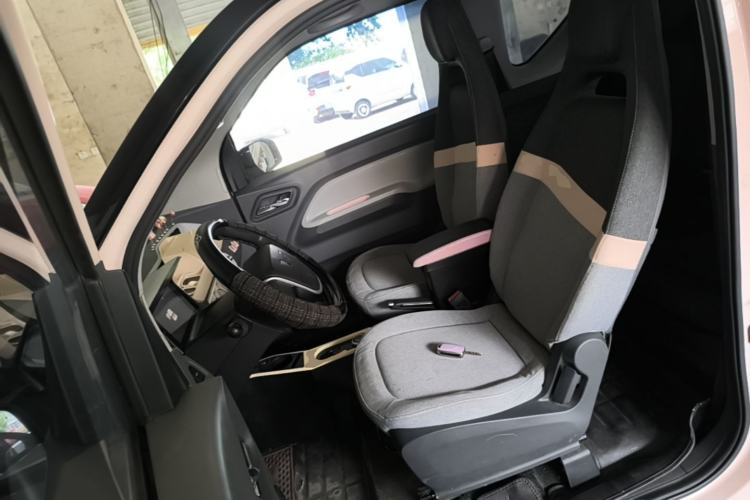 Used Wuling Hongguang MINIEV 2021 Macaron Premium Model – Lithium Iron Phosphate Left Front Seat