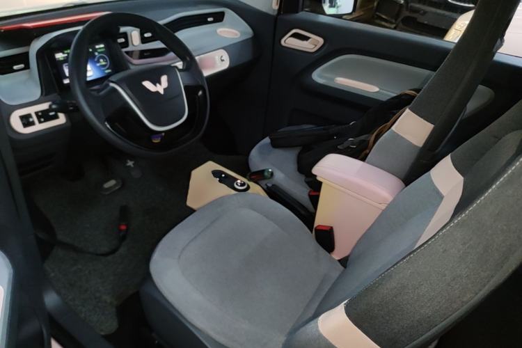 Used Wuling Hongguang MINIEV 2021 Macaron Premium Model – Lithium Iron Phosphate Left Front Seat