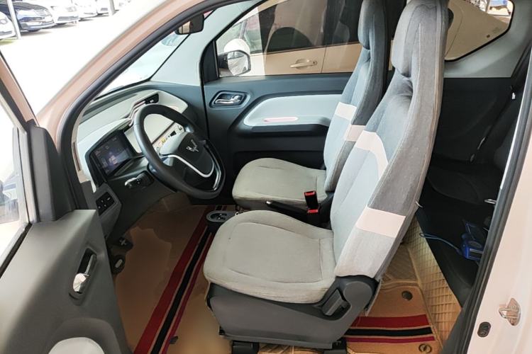 Used Wuling Hongguang MINIEV 2021 Macaron Fashion Edition Lithium-Ion Battery Left Front Seat