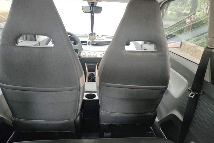 Used Wuling Hongguang MINIEV 2021 Macaron Fashion Edition Lithium-Ion Battery Left Front Seat