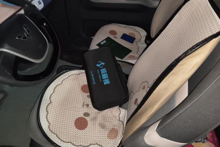 Used Wuling Hongguang MINIEV 2021 Macaron Premium Model – Lithium Iron Phosphate Left Front Seat