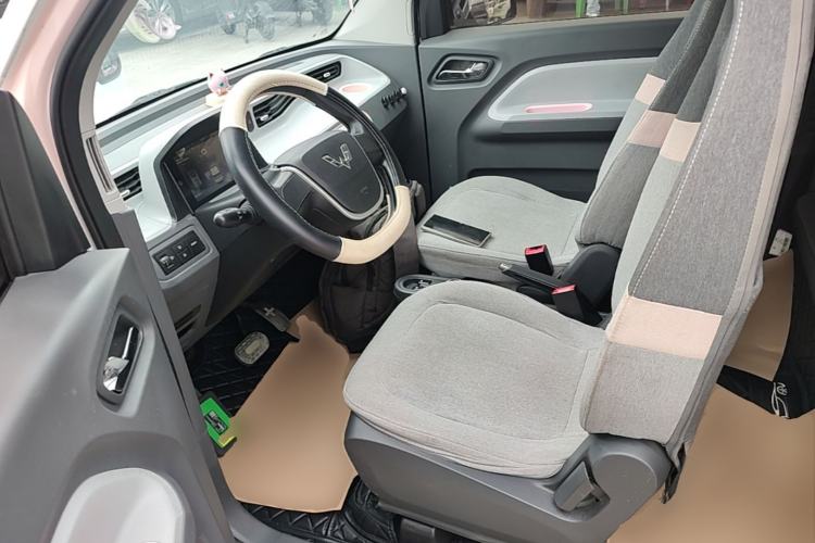 Used Wuling Hongguang MINIEV 2021 Macaron Fashion Model Lithium Iron Phosphate Left Front Seat