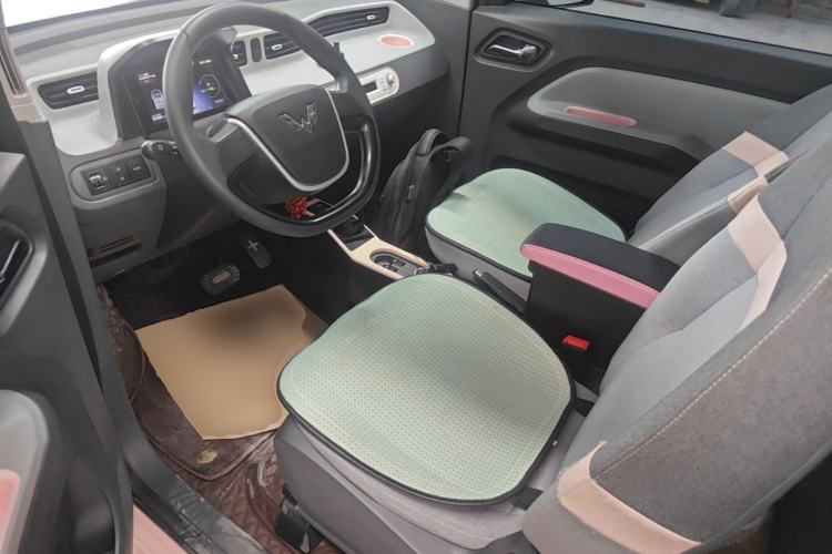 Used Wuling Hongguang MINIEV 2021 Macaron Premium Model – Lithium Iron Phosphate Left Front Seat