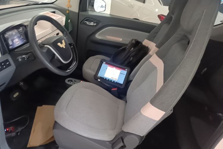 Used Wuling Hongguang MINIEV 2021 Macaron Premium Model – Lithium Iron Phosphate Left Front Seat