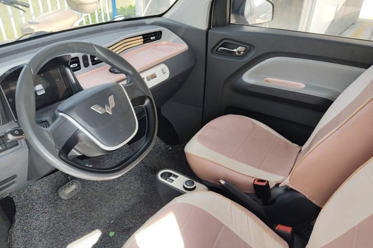 Used Wuling Hongguang MINIEV 2021 Macaron Fashion Model Lithium Iron Phosphate Left Front Seat