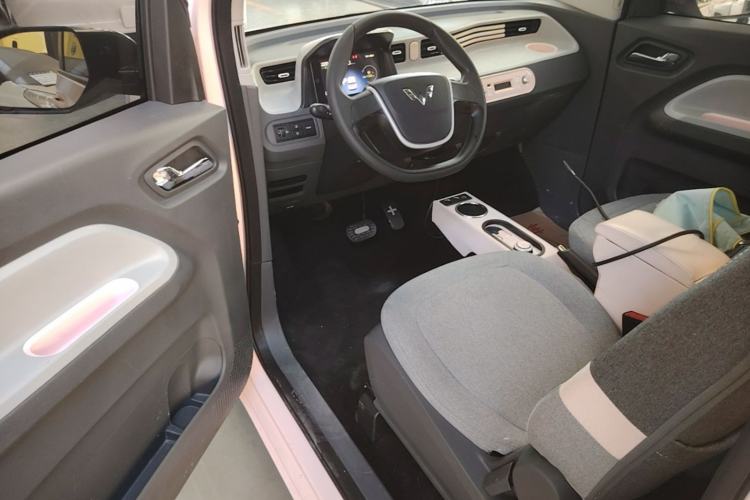 Used Wuling Hongguang MINIEV 2021 Macaron Premium Model – Lithium Iron Phosphate Left Front Seat