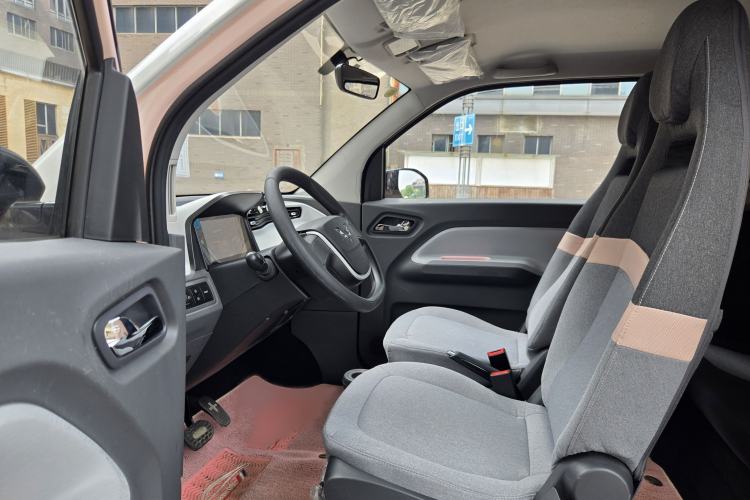 Used Wuling Hongguang MINIEV 2021 Macaron Premium Model – Lithium Iron Phosphate Left Front Seat