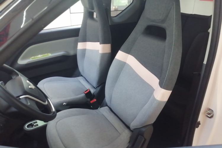 Used Wuling Hongguang MINIEV 2021 Macaron Premium Model – Lithium Iron Phosphate Left Front Seat