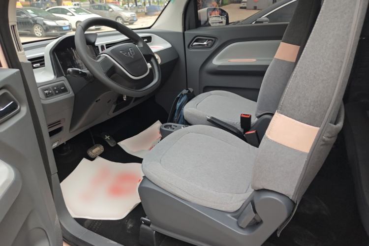 Used Wuling Hongguang MINIEV 2021 Macaron Fashion Model Lithium Iron Phosphate Left Front Seat