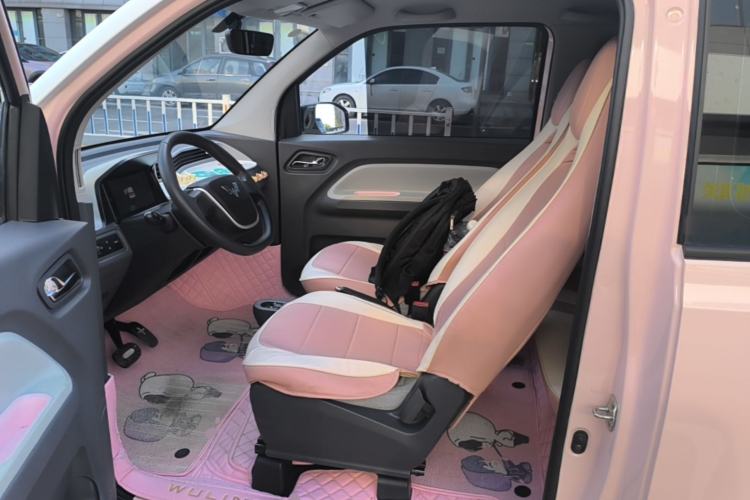Used Wuling Hongguang MINIEV 2021 Macaron Fashion Model Lithium Iron Phosphate Left Front Seat
