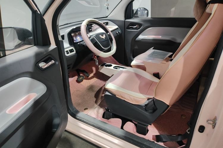 Used Wuling Hongguang MINIEV 2021 Macaron Premium Model – Lithium Iron Phosphate Left Front Seat