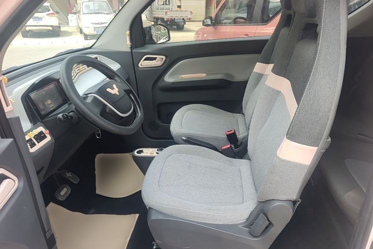 Used Wuling Hongguang MINIEV 2021 Macaron Fashion Edition Lithium-Ion Battery Left Front Seat