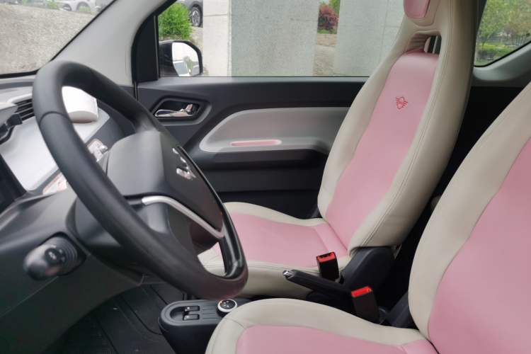 Used Wuling Hongguang MINIEV 2021 Macaron Premium Model – Lithium Iron Phosphate Left Front Seat