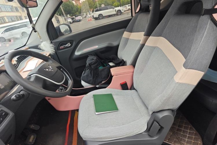 Used Wuling Hongguang MINIEV 2021 Macaron Premium Model – Lithium Iron Phosphate Left Front Seat