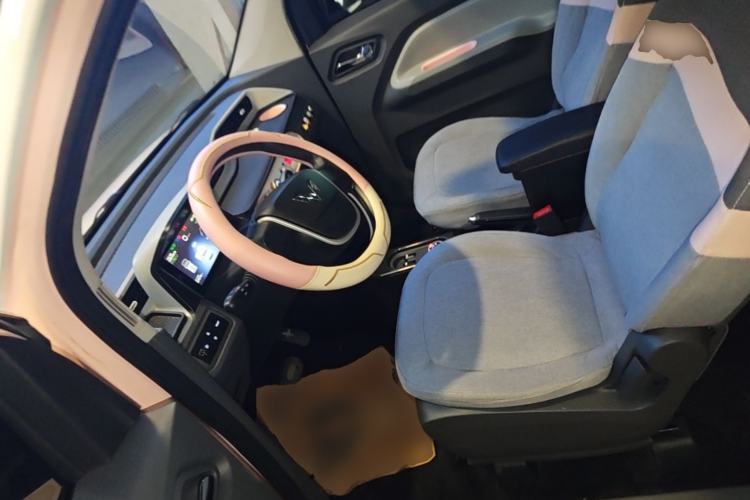 Used Wuling Hongguang MINIEV 2021 Macaron Premium Model – Lithium Iron Phosphate Left Front Seat