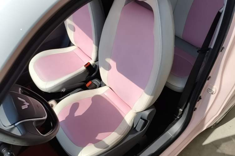 Used Wuling Hongguang MINIEV 2021 Macaron Premium Model – Lithium Iron Phosphate Left Front Seat