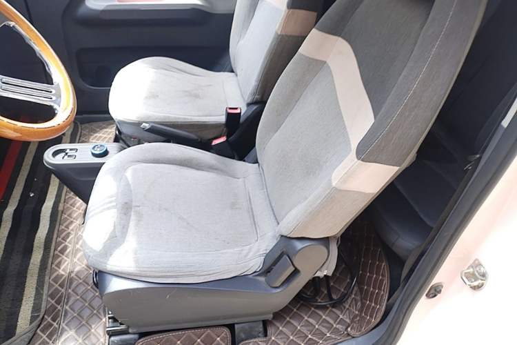 Used Wuling Hongguang MINIEV 2021 Macaron Premium Model – Lithium Iron Phosphate Left Front Seat