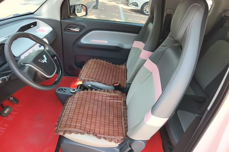 Used Wuling Hongguang MINIEV 2021 Macaron Premium Model – Lithium Iron Phosphate Left Front Seat