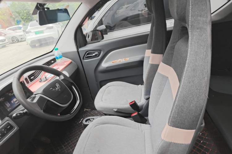 Used Wuling Hongguang MINIEV 2021 Macaron Premium Model – Lithium Iron Phosphate Left Front Seat